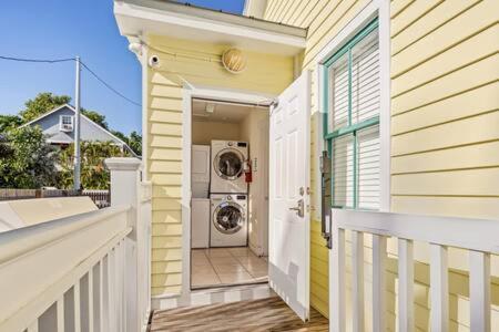 Coral Cove Apartment Key West Bagian luar foto
